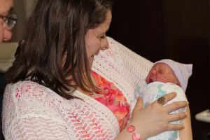Great reasons to request no visitors after birth!